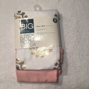 NWT 2 Pack Body Pillow Covers